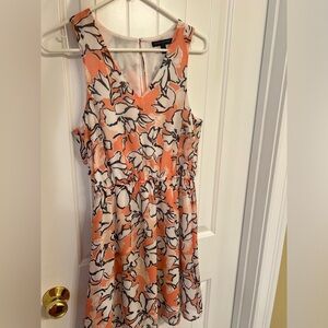 Flowery banana republic dress with unique back